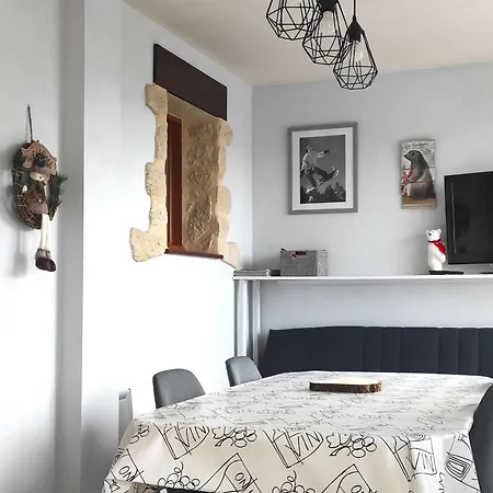 Cosy Avec Parking, Plein Sud - 3 Pieces, 7 Rue Jean Calvet - Fr-1-580-84 Apartment