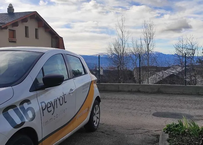Apartment 3 Pieces Confortable Avec Parking A Font-romeu - Fr-1-580-84 *